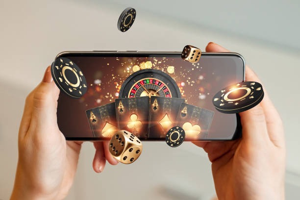 Gaple Online tile distribution and hand setup